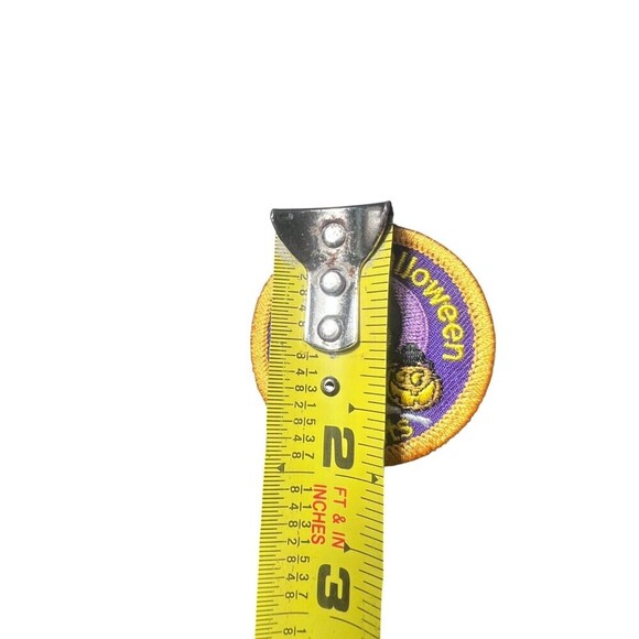 NEW Girl Scout Happy Halloween 2" Round Embroidery Patch Multicolor Souvenir - Picture 2 of 2